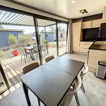 Chalet Vip A - 2 Chambres, Piscine Chauffee, Clim, Wifi, Proche Plage - Fr-1-361-461 Alpesi faház Jullouville-les-Pins