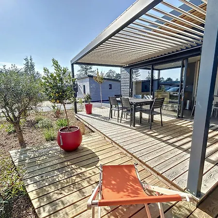 Chalet Vip A - 2 Chambres, Piscine Chauffee, Clim, Wifi, Proche Plage - Fr-1-361-461 * Jullouville-les-Pins